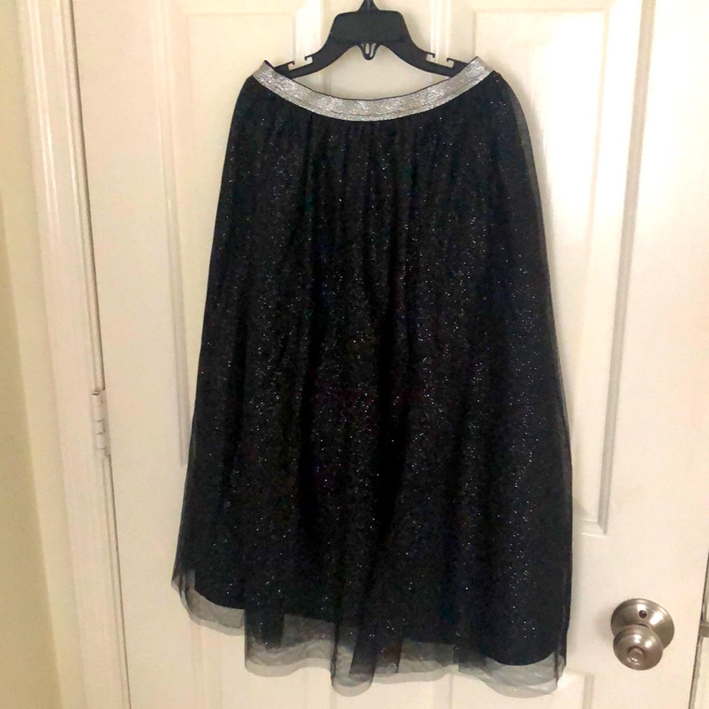 Cat & Jack tulle skirt size S (6/6x)